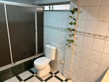 VENDE AMPLIA CASA VILLA SAN MARCOS 18 SUR  TALCA Valor $110.000.000
