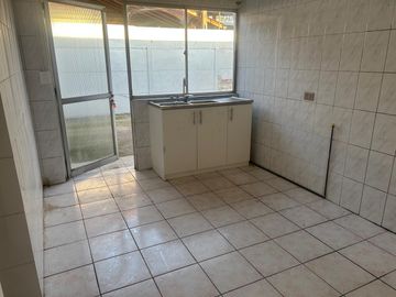 VENDE AMPLIA CASA VILLA SAN MARCOS 18 SUR  TALCA Valor $110.000.000