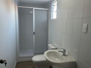 VENDE AMPLIA CASA VILLA SAN MARCOS 18 SUR  TALCA Valor $110.000.000