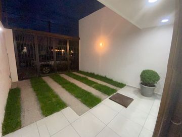 Casa Nueva con Excelentes Acabados y Ubicación Privilegiada