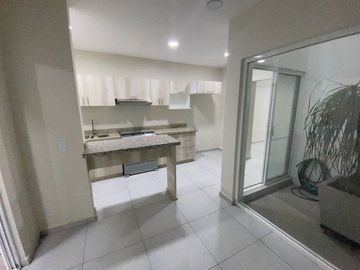 Casa Nueva con Excelentes Acabados y Ubicación Privilegiada