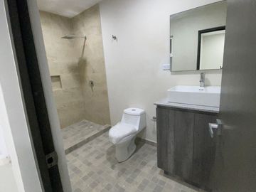 Casa Nueva con Excelentes Acabados y Ubicación Privilegiada