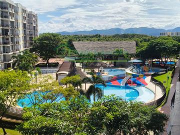 En Ricaurte - Cundinamarca vendemos apartamento en el condominio Peña Azul Aldea , muy hermoso.