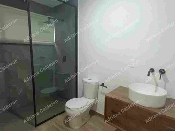 RENTA CASA MODERNA EN PEDREGAL DE LAS FUENTES