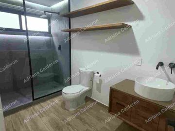 RENTA CASA MODERNA EN PEDREGAL DE LAS FUENTES