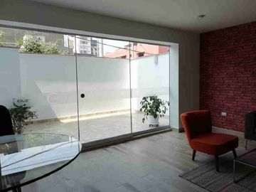 Ocasión por viaje! Bajó de precio!!! Se vende lindo departamento en Jesús María con cochera