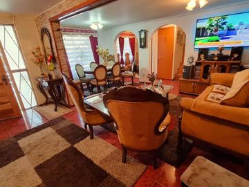 Linda casa de 139mt2 Av México / Valle Central, Pte Alto