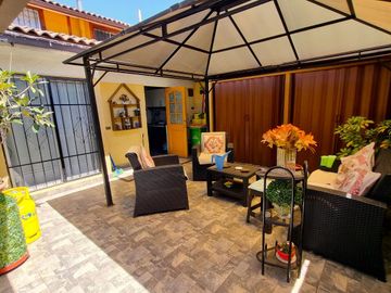 Linda casa de 139mt2 Av México / Valle Central, Pte Alto