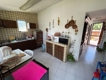 CASA DE UN SOLO NIVEL EN FRACCIONAMIENTO EL PARAJE, JIUTEPEC MORELOS.