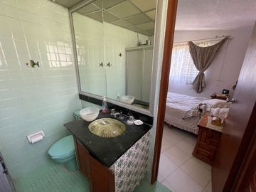 CASA DE UN SOLO NIVEL EN FRACCIONAMIENTO EL PARAJE, JIUTEPEC MORELOS.