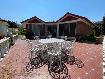 CASA DE UN SOLO NIVEL EN FRACCIONAMIENTO EL PARAJE, JIUTEPEC MORELOS.