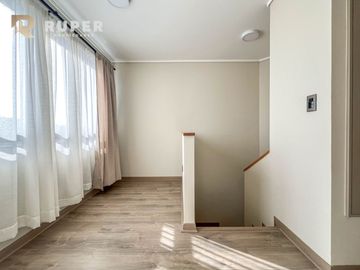 CASA EN CONDOMINIO DE 2 PISOS EN MARGA MARGA