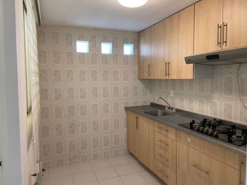 Casa en RENTA remodelada en Condominio Privado en Hércules! – Mantenimiento Incluido