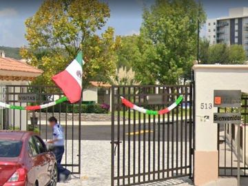 CASA EN PASEO FLORENCIA VILLA TOSCANA