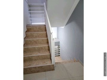 VENDO EDIFICIO DE APARTAESTUDIOS. INGENIO 3 PISO