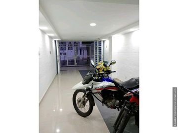 VENDO EDIFICIO DE APARTAESTUDIOS. INGENIO 3 PISO