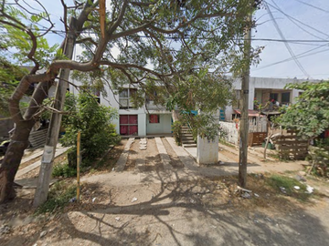 Casa en Paseo de las Rosas, Jardines del Sol, San José del Valle, Bahía de Banderas, Nayarit. NO CRÉDITOS.