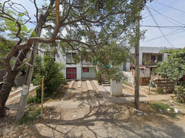 Casa en Paseo de las Rosas, Jardines del Sol, San José del Valle, Bahía de Banderas, Nayarit. NO CRÉDITOS.