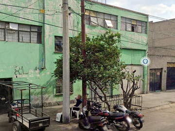 REMATE BANCARIO EN NEZAHUALCOYOTL AVENIDA RIVA PALACIO