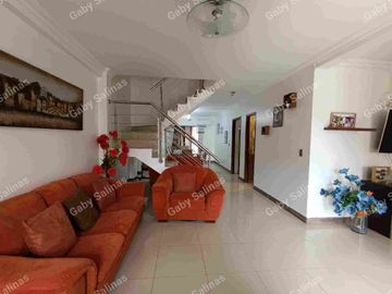 CASA EN VENTA en URBANIZACIÓN VILLA CLUB