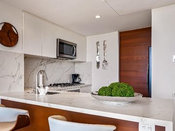 Moderno Departamento con Vista al Mar en Alamar, La Cruz de Huanacaxtle – 2 Recámaras, 2 Baños
