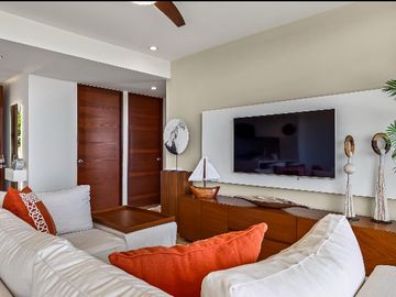Moderno Departamento con Vista al Mar en Alamar, La Cruz de Huanacaxtle – 2 Recámaras, 2 Baños