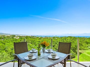 Moderno Departamento con Vista al Mar en Alamar, La Cruz de Huanacaxtle – 2 Recámaras, 2 Baños