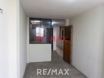 Vendo Casa En Villa El Salvador - Quebrada De Nvo Horizonte
