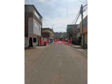 Se Vende Casa Como Terreno En Villa Maria Del Triunfo - José Gálvez