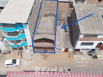Se Vende Casa Como Terreno En Villa Maria Del Triunfo - José Gálvez