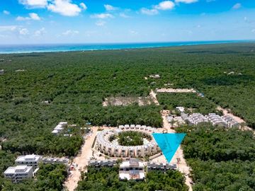 Apartamento en venta en Tulum Región 15, Quintana Roo: 1 recámara, cocina integral, alberca