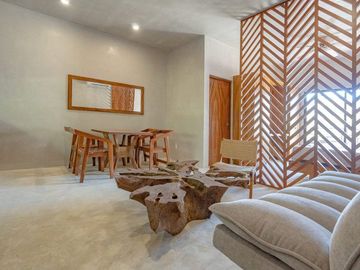 Apartamento en venta en Tulum Región 15, Quintana Roo: 1 recámara, cocina integral, alberca