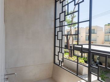 Apartamento en venta en Tulum Región 15, Quintana Roo: 1 recámara, cocina integral, alberca