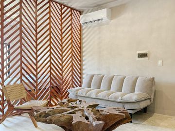 Apartamento en venta en Tulum Región 15, Quintana Roo: 1 recámara, cocina integral, alberca