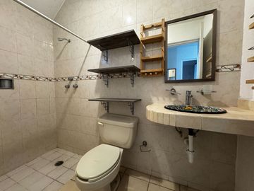 Casa en Venta en Cerrada Arboledas de Jacarandas con Roof