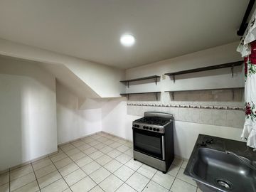 Casa en Venta en Cerrada Arboledas de Jacarandas con Roof