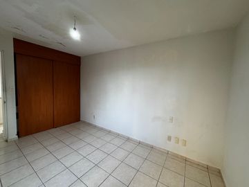 Casa en Venta en Cerrada Arboledas de Jacarandas con Roof