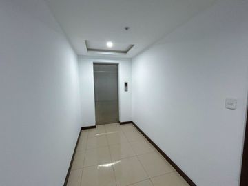 VENTA DEPARTAMENTO URB. EL CONDADO