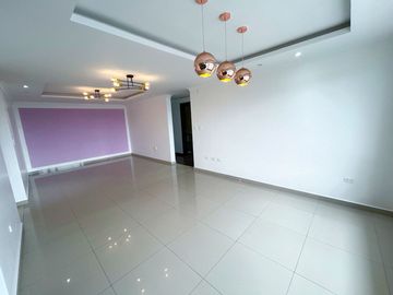 VENTA DEPARTAMENTO URB. EL CONDADO