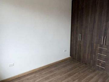 Venta de Casa nueva en Cuenca, sector Ricaurte cerca de las 4 esquinas
