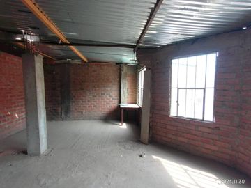 SE VENDE CASA COMO TERRENO EN MOTUPE, SAN JUAN DE LURIGANCHO