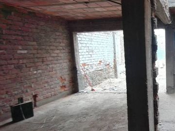 SE VENDE CASA COMO TERRENO EN MOTUPE, SAN JUAN DE LURIGANCHO