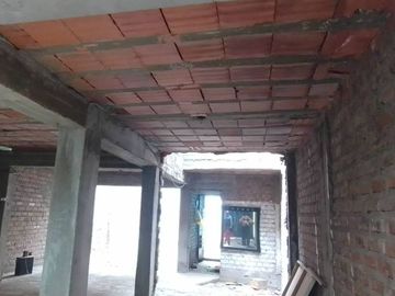 SE VENDE CASA COMO TERRENO EN MOTUPE, SAN JUAN DE LURIGANCHO