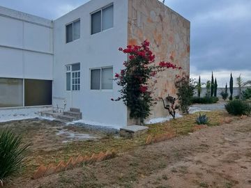 CASA EN VENTA EN TEQUISQUIAPAN