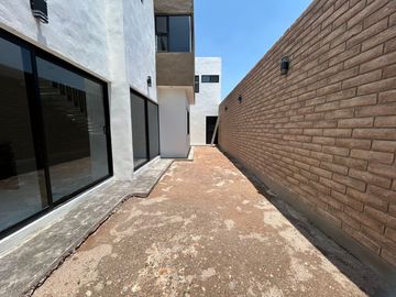 Casa en Venta en San Ángel I con recamara en planta baja