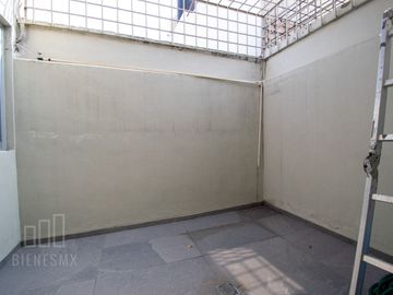Remodelada, equipada y de una sola planta en el corazón de Guadalajara