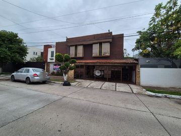 Casa en Venta, Colonia Providencia, Guadalajara, Jalisco