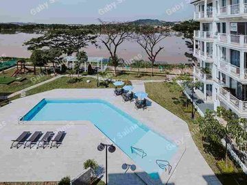 DEPARTAMENTO VISTA AL RIO cerca de Guayaquil sobre la Avenida León Febres Cordero