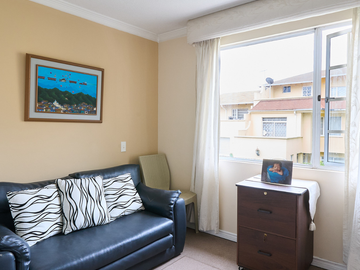 Venta Casa de 4 Habitaciones en Conjunto Privado – Sector Embajada Americana