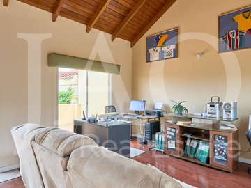 Venta Casa de 4 Habitaciones en Conjunto Privado – Sector Embajada Americana